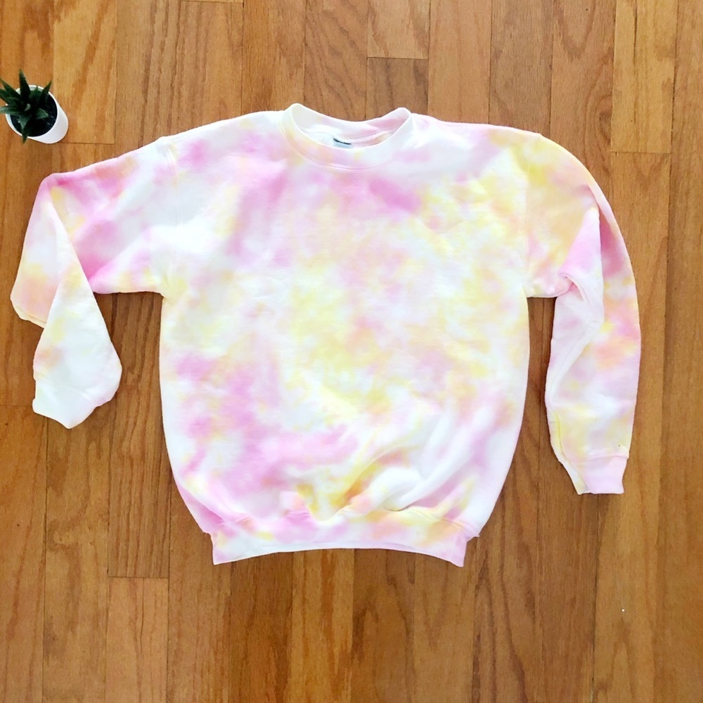 NEW Galaxy tie dyed sweatshirt top soft S-3X